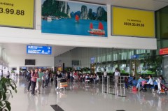 Năm 2015, Sân bay Tân Sơn Nhất sẽ đón gần 90.000 chuyến với 11,5 triệu hành khách (Ảnh: Lan Hương)