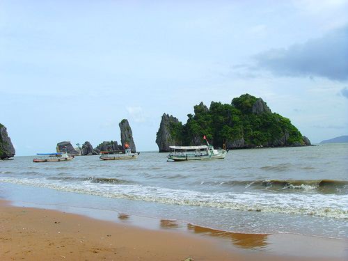 Những bãi biển Việt Nam đẹp nên đến một lần trong đời
