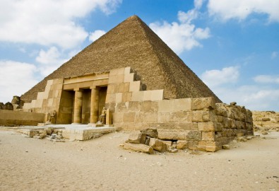 kim tu thap giza