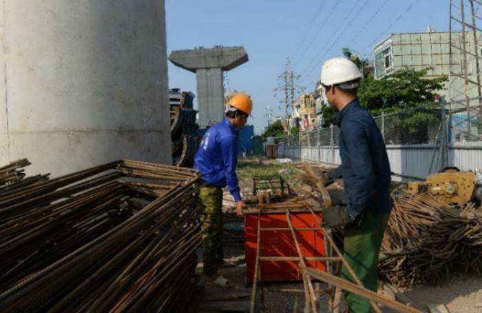Nhật Bản sắp công bố khoản đầu tư 100 tỷ USD để xây dựng cầu, đường, tàu điện và những dự án lớn khác tại châu Á, theo tờ Jiji. (Ảnh: AFP)