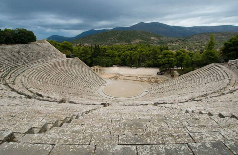 Chiêm ngưỡng kiệt tác nhà hát của người Hi Lạp cổ đại