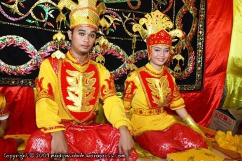 Indonesia phong tục, lạ đời, kinh dị,