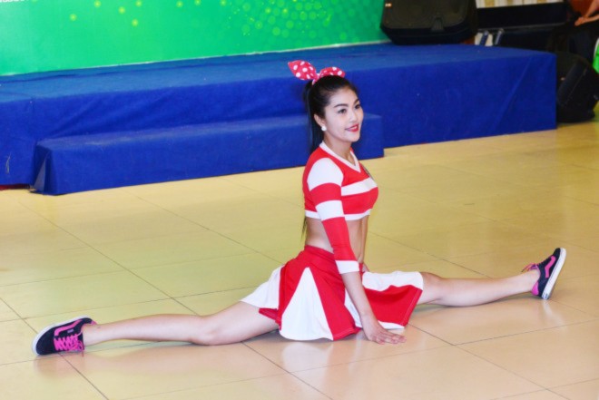 Thí sinh Vương Thanh Tuyền nhảy aerobic