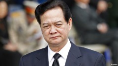 Hồi đầu năm, tờ Hoàn cầu Thời báo, một tờ báo thuộc cơ quan Ngôn luận của Đảng Cộng sản Trung Quốc, đăng bài bình luận nhận định rằng Thủ tướng Việt Nam Nguyễn Tấn Dũng đang "nhắm tới chiếc ghế Tổng bí thư Đảng Cộng sản Việt Nam".