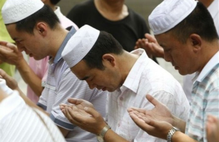 Chính quyền Trung Quốc đang làm mọi cách để cản trở công chức, sinh viên, giáo viên tại tỉnh Tân Cương miền viễn đông nước này thực hiện theo đúng các nghi thức của tháng Ramadan vốn được coi là thánh lễ rất thiêng liêng đối với họ.