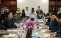 Đoàn đại diện Việt Nam và Campuchia trong buổi họp về vấn đề biên giới giữa hai nước tại Phnom Penh hôm 7/7/2015.