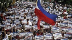 Người dân philippines biểu tình phản đổi Trung Quốc. Ảnh infornet