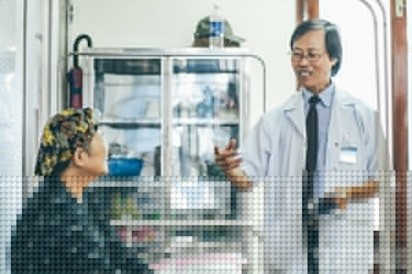 Chân dung vị bác sĩ đầu tiên ở Việt Nam chữa khỏi nhiều bệnh ung thư bằng tế bào gốc - Ảnh 4.