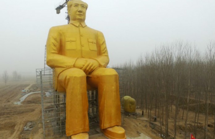 Tượng Mao Trạch Đông