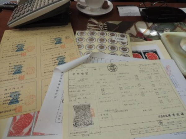 Một nhà hàng Nhật Bản cần có rất nhiều giấy tờ và chứng minh để có thể bán thịt bò Kobe.