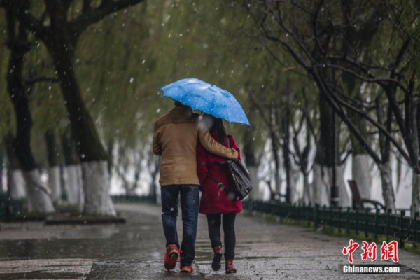 Trung Quốc đẹp như cõi mộng trong ngày tuyết rơi - Ảnh 20. Trung Quốc đẹp như cõi mộng trong ngày tuyết rơi - Ảnh 20.