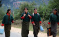 Bhutan - quốc gia hạnh phúc nhất thế giới với tiêu chuẩn đạo đức cao, người dân luôn vui vẻ mỉm cười