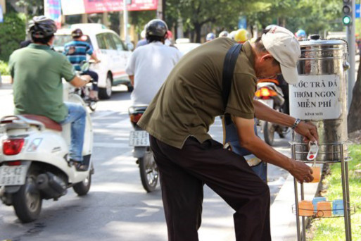 đeo vòng vàng, đánh giá, chạy xe tay ga, Bài chọn lọc, 