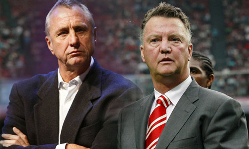 johan-cruyff-louis-van-gaal-dung-khoc-khi-qua-muon-mang-1