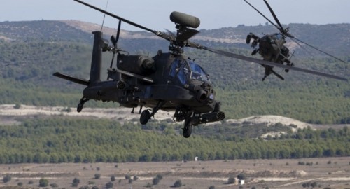 Quân đội Mỹ đặt hàng thêm 117 trực thăng chiến đấu - Ảnh 1