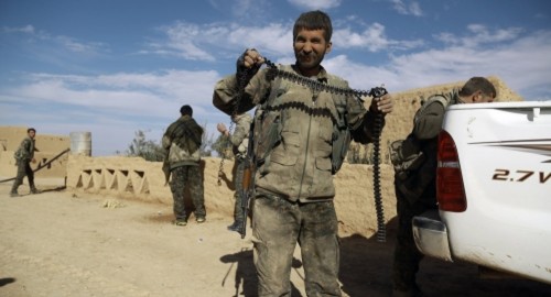 Tình hình Syria: Lực lượng Mỹ hậu thuẫn chuẩn bị tấn công thủ phủ IS - Ảnh 1