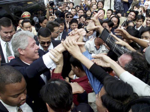 yeu-cau-an-ninh-cua-my-khi-bill-clinton-lan-dau-tham-viet-nam