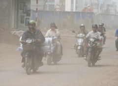 Sức khỏe người dân ảnh hưởng do chất lượng không khí ở Việt Nam không đảm bảo. Ảnh: Lê Hiếu.