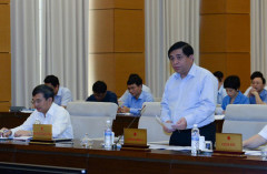 Các đại biểu lo lắng về hậu quả mà Formosa gây ra cho môi trường tại cuộc họp Ủy ban Thường vụ Quốc hội vào ngày 11-7 Ảnh: Thế Dũng - nld.com.vn
