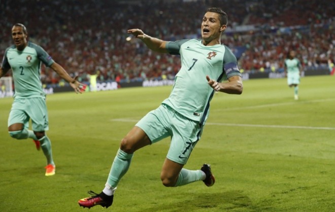 Ronaldo nắm giữ những kỷ lục nào ở Euro - ảnh thể thao