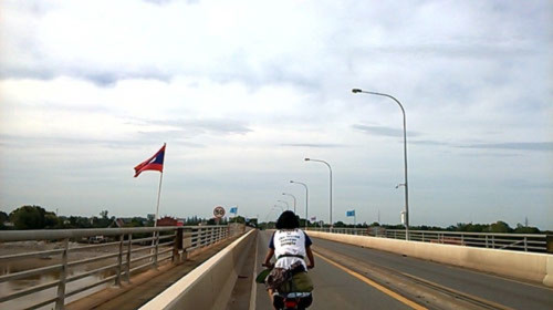 Cô gái Việt du lịch bằng xe đạp qua 4 quốc gia - 4