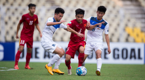 hlv-u16-viet-nam-chung-toi-co-chut-may-man-khi-vao-tu-ket