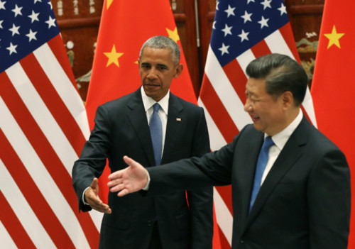Tổng thống Barack Obama và Chủ tịch Tập Cận Bình trong cuộc gặp trước hội nghị thượng đỉnh G20 ở Hàng Châu. Ảnh: Reuters