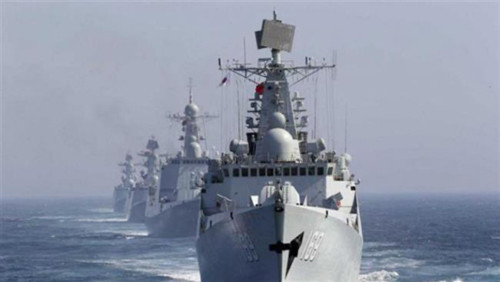 Chinese Navy ships pass through the Tsushima Strait to the Sea of Japan for joint drills with Russia, July 3, 2013. (File photo)