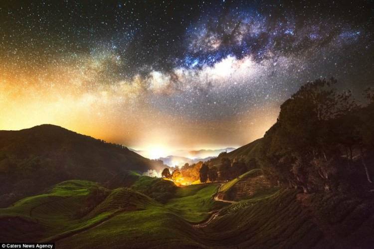 Cảnh đẹp ban đêm là những thứ mà bạn thường không nhìn thấy trong cuộc sống hàng ngày, đặc biệt là thiên hà. 