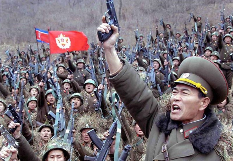 Triều Tiên là quốc gia chuẩn mực về quân sự, không có bạn bè nhưng có vô số kẻ thù