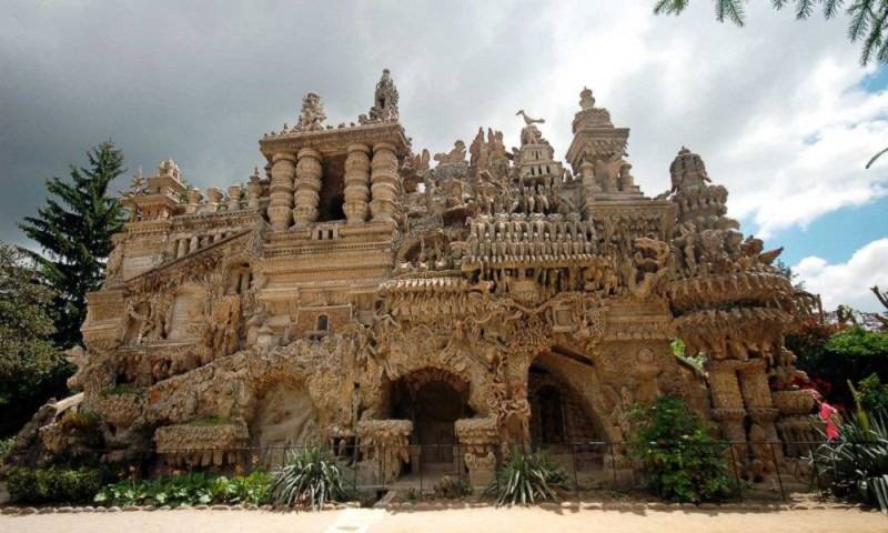 sưu tầm đá, Palais Idéal, cung điện lí tưởng, 