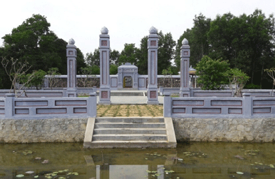 Lăng mộ chúa Nguyễn Hoàng