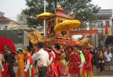 Nễ hội đền Ngọc Lâm