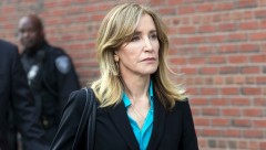 Nữ diễn viên Felicity Huffman cùng các phụ huynh liên can khác đều bị buộc tội hối lộ và gian lận thi cử. (Ảnh: Shutterstock)