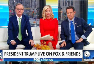 Tổng thống Mỹ Donald Trump có cuộc trả lời phỏng vấn qua điện thoại trên kênh Fox sáng 22/11. (Ảnh: Fox)