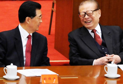 Khối tài sản của quan chức TQ, bao gồm Giang Trạch Dân có thể bị đóng băng ở nước ngoài để bù đắp cho những tổn thất từ đại dịch Vũ Hán. (Ảnh qua Epoch Times)