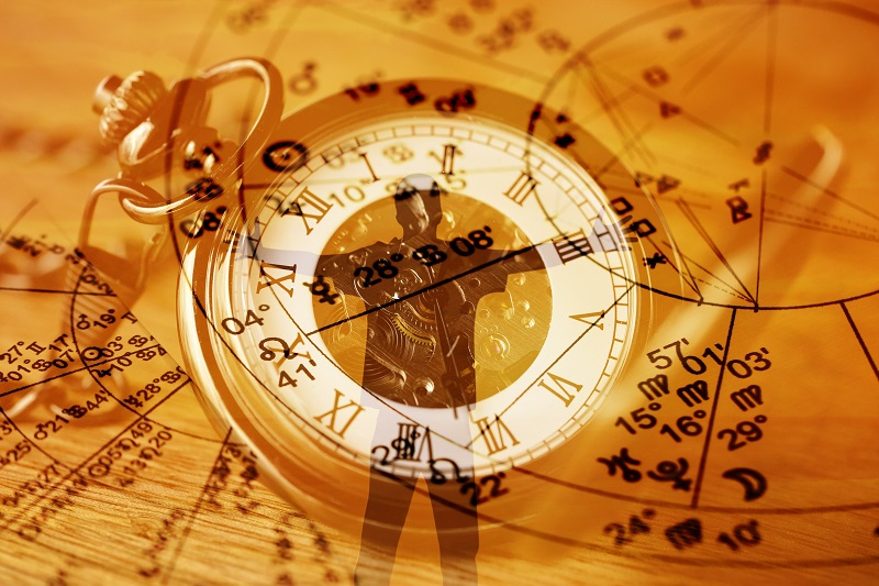 Vijay Jyotish đã sử dụng chiêm tinh học để phân tích chiến thắng của TT Trump trong tháng tới. (Ảnh qua Pixabay)